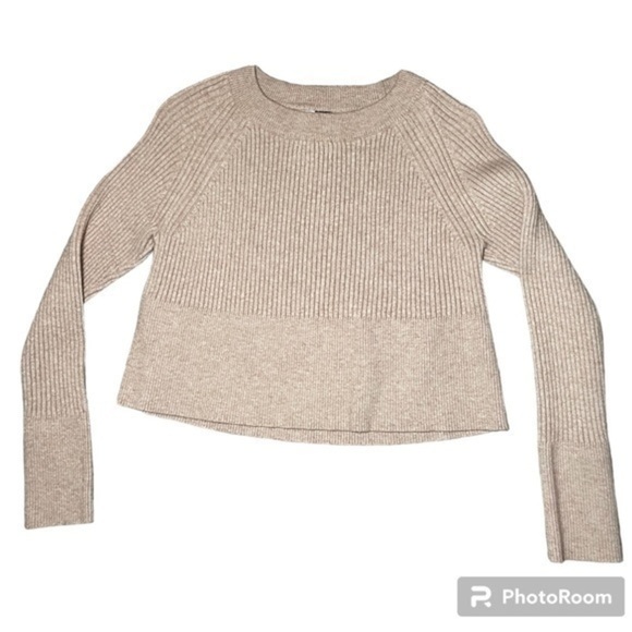 DAY & NIGHT CREAM COLORED RIBBED MEDIUM CROP LONG SLEEVE SWEATER, SIZE S - Picture 1 of 5